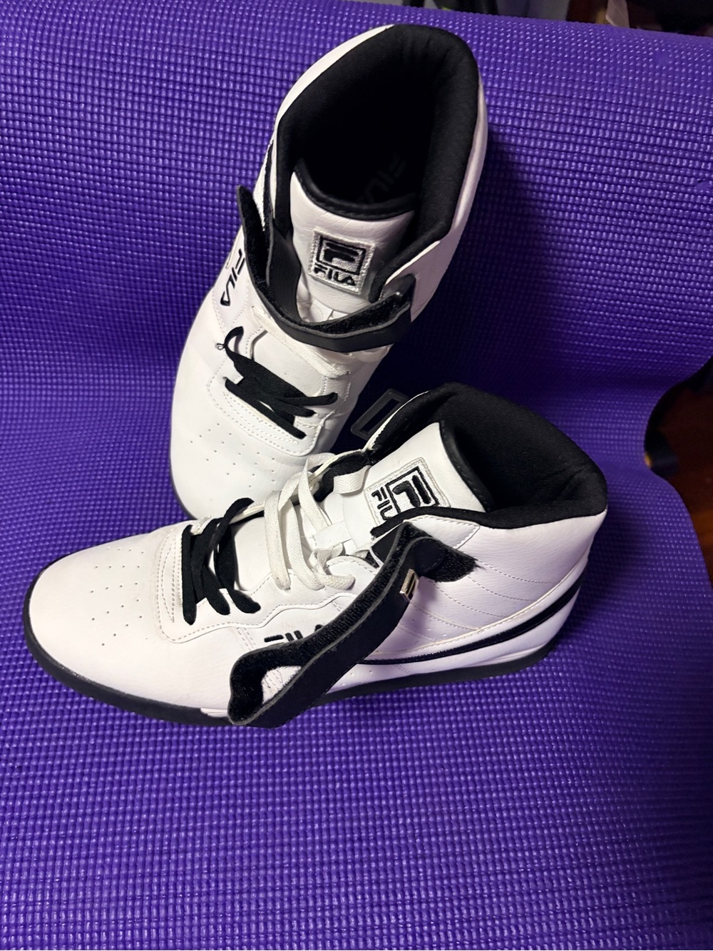 FILA Men’s White and Black High-Top Sneakers